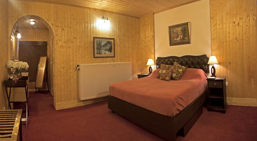 Nedous Hotel Gulmarg Bilik gambar